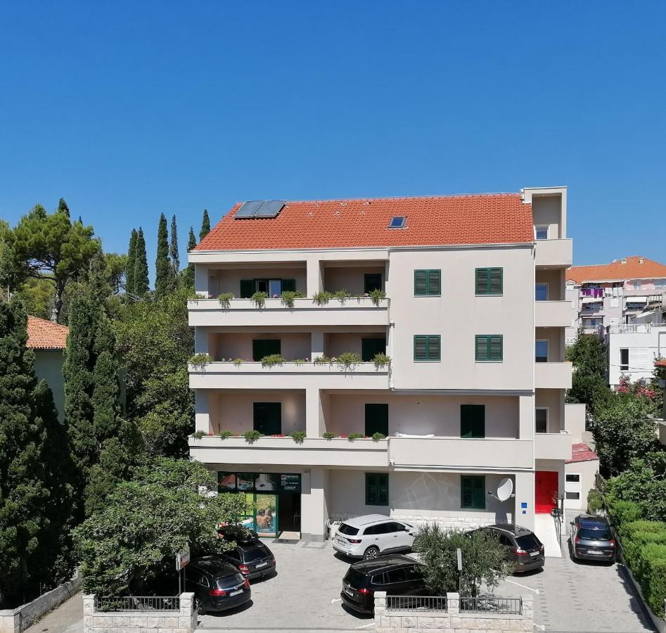 Apartments Smokva Makarska Exteriör bild