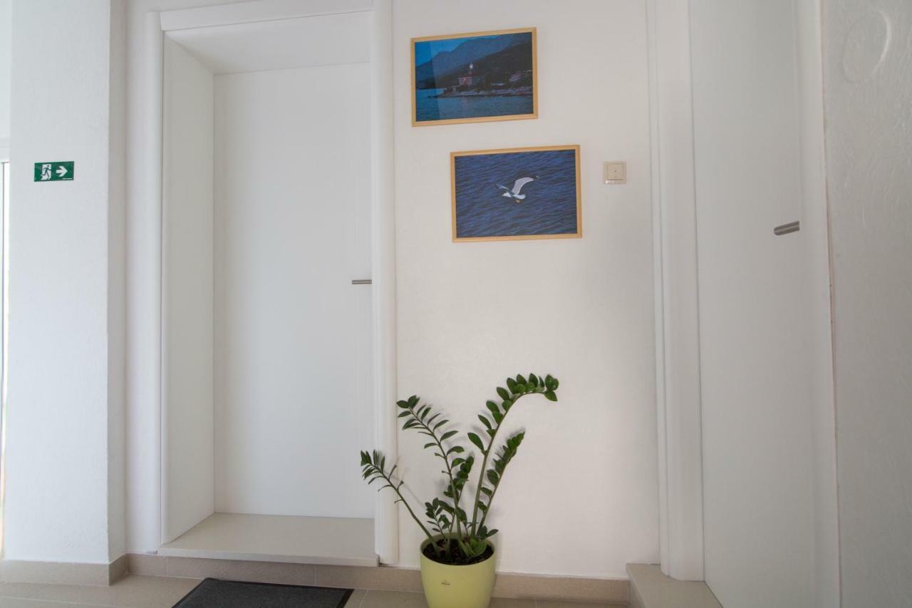 Apartments Smokva Makarska Exteriör bild